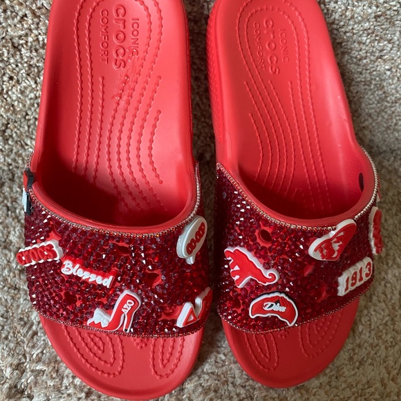 Delta Sigma Theta hand custom made crocs slides - Picture 2 of 3
